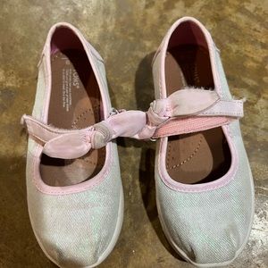 Toms size 9 toddler